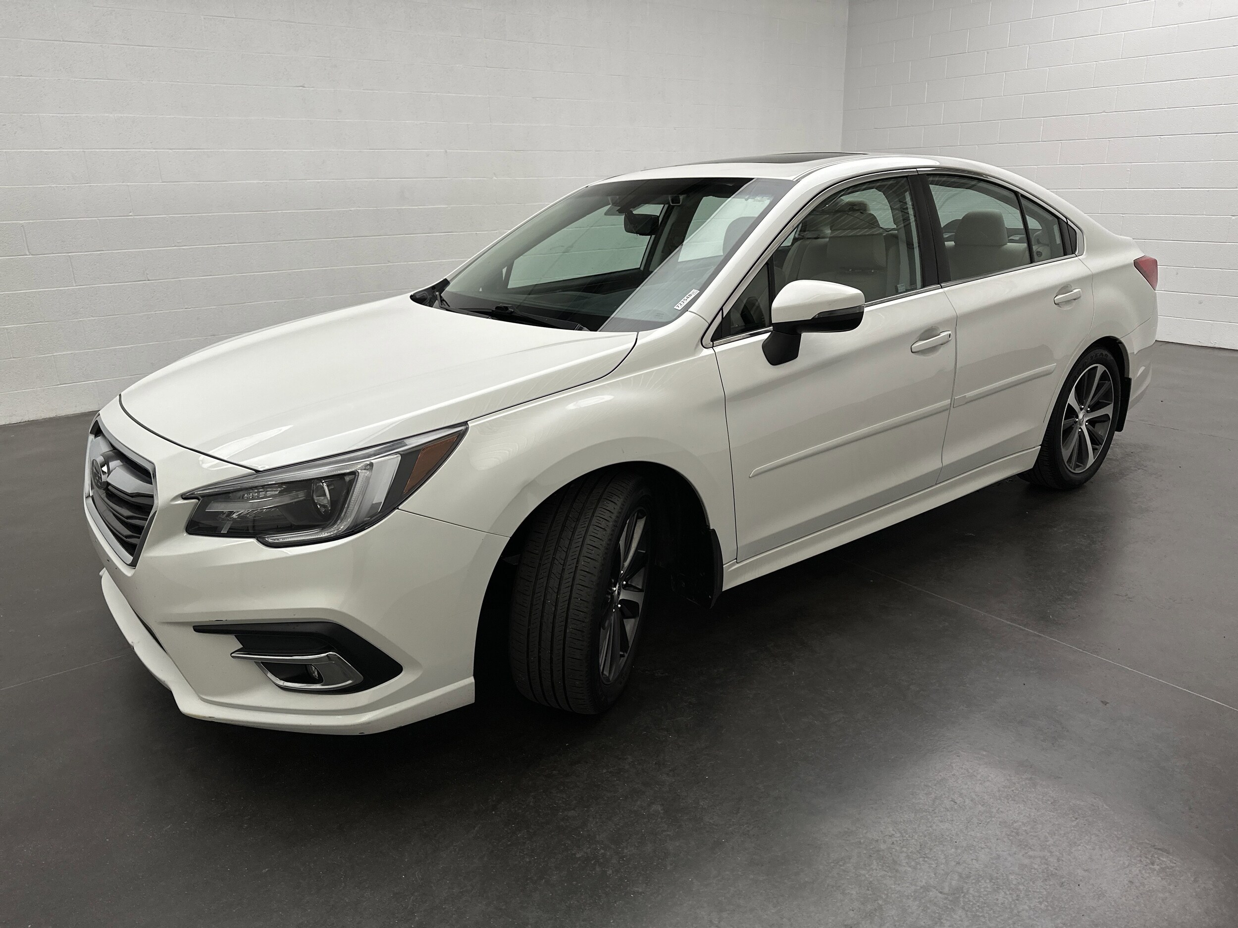 2019 Subaru Legacy Limited photo 4
