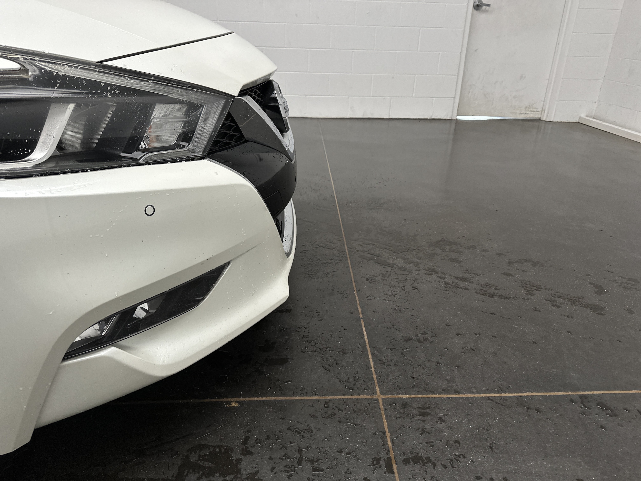 Used 2017 Nissan Maxima SL with VIN 1N4AA6AP2HC415319 for sale in Carrollton, OH