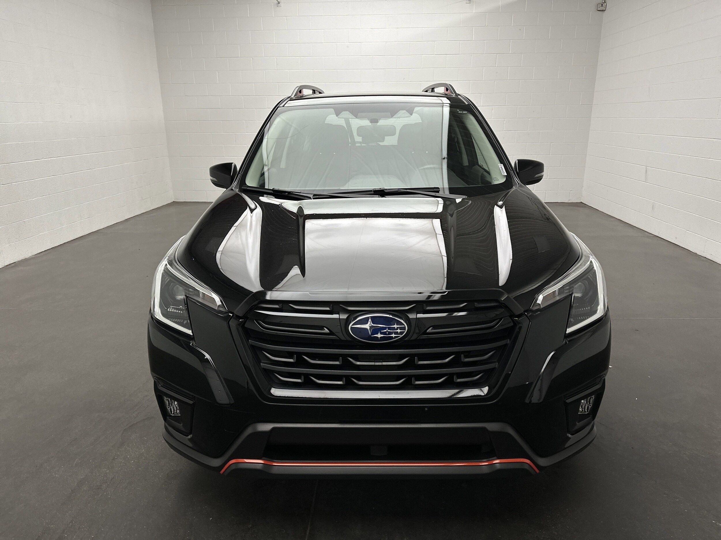 2022 Subaru Forester Sport photo 2