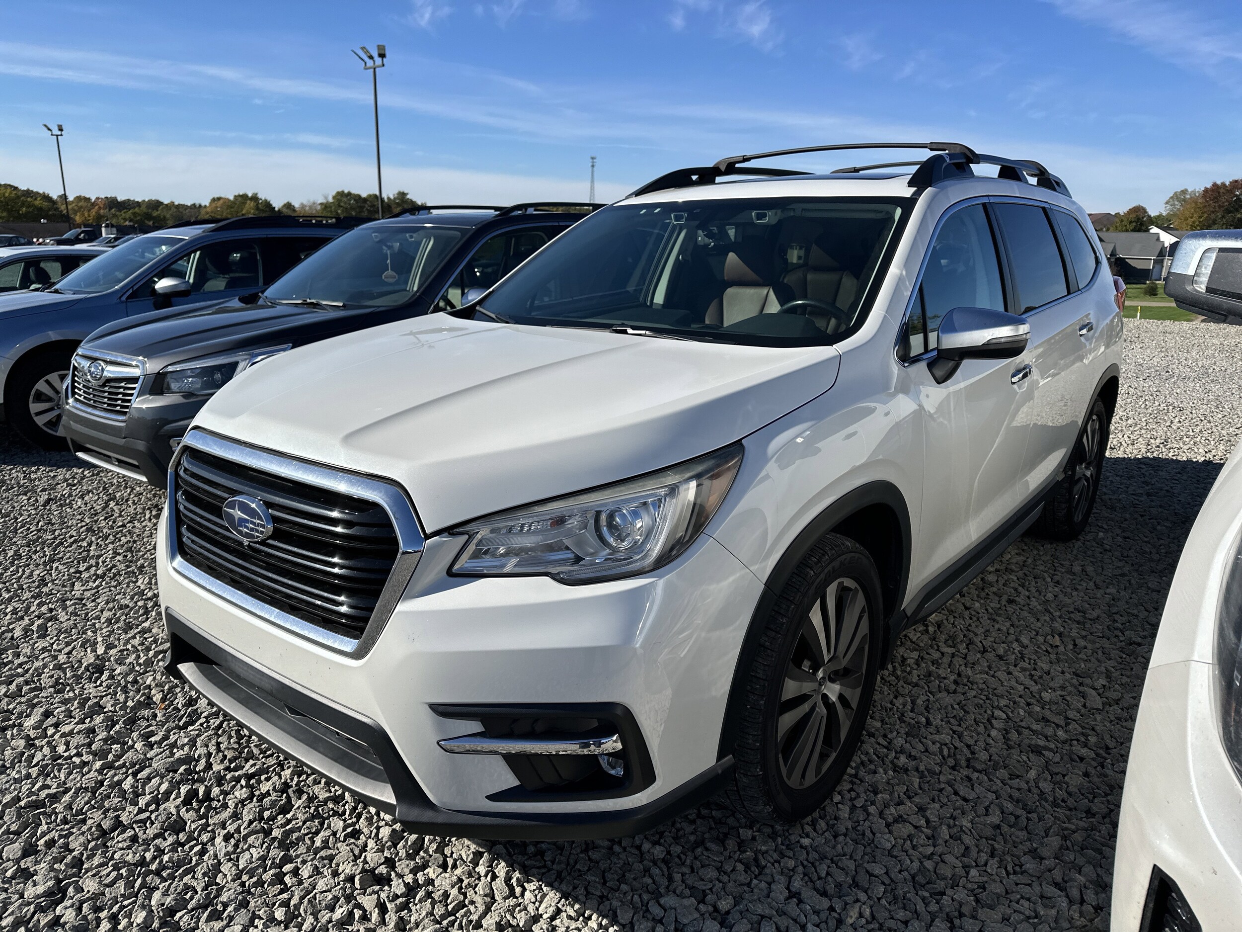 2020 Subaru Ascent Touring photo 2