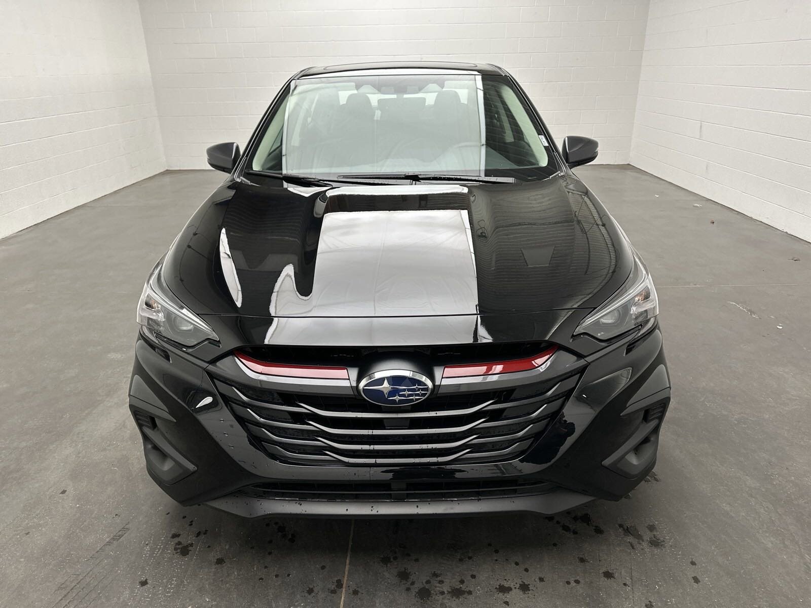 2025 Subaru Legacy Sport photo 2