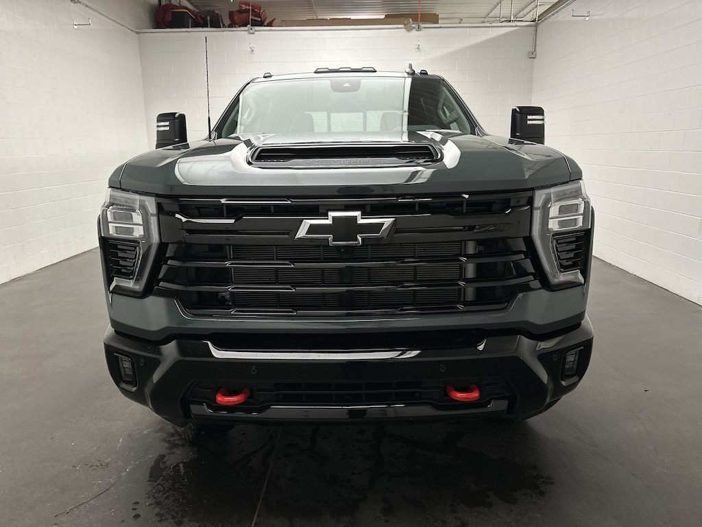 Used 2025 Chevrolet Silverado 2500 HD LT Crew Cab Pickup