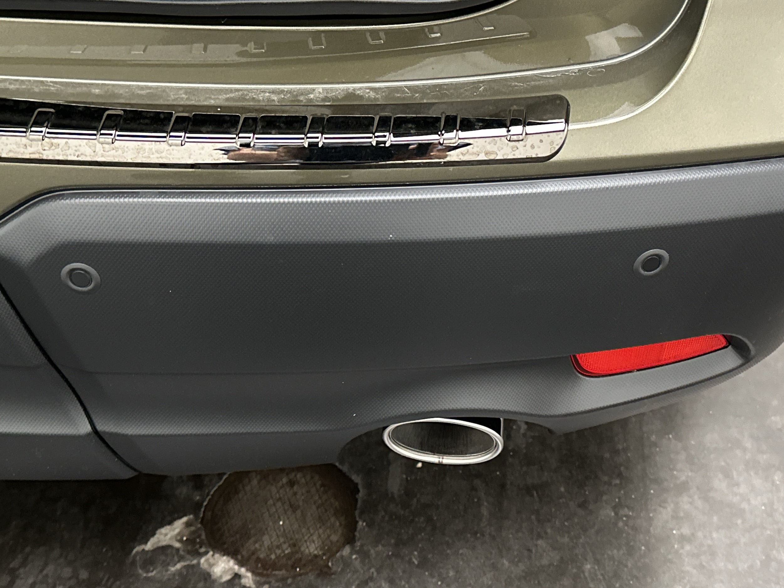 2027 Subaru Ascent Premium - Photo 15