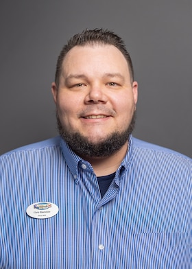 Staff member Chris Blackmon from 3de4bded9eeb