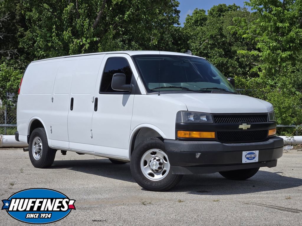 2020 Chevrolet Express 2500 Work Van HD's photo