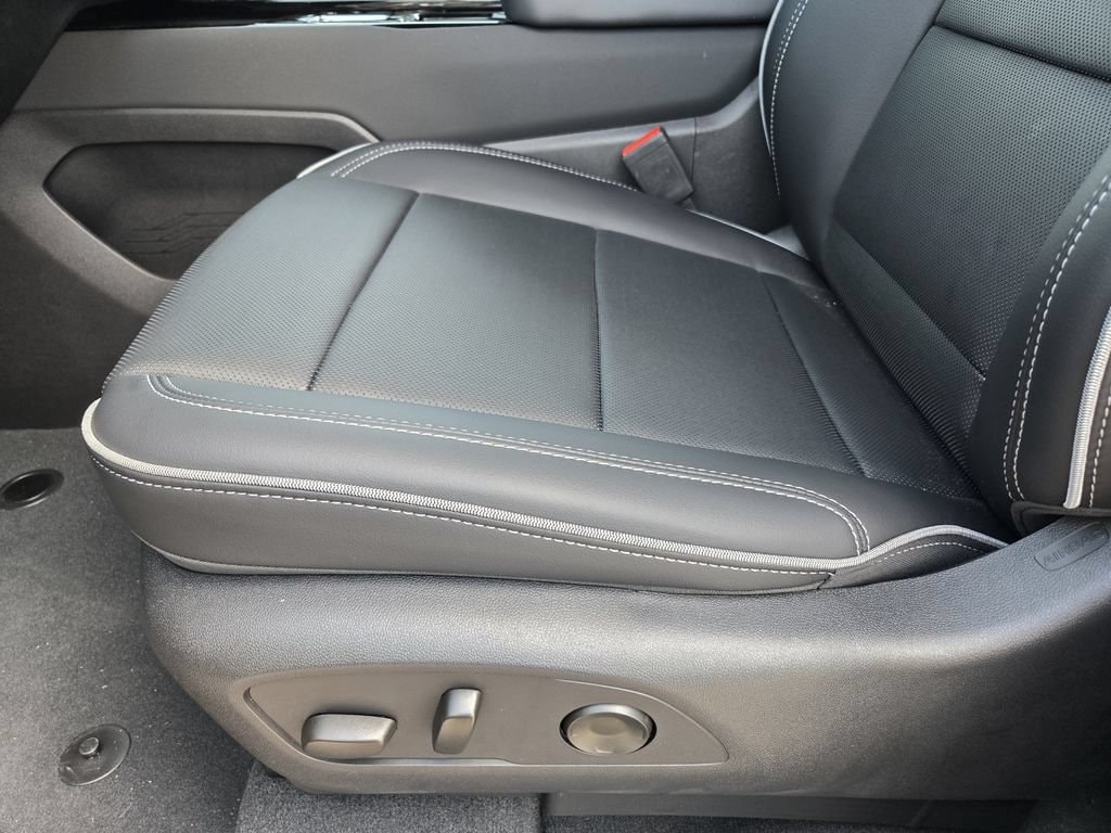 2026 Chevrolet Silverado EV LT - Photo 19