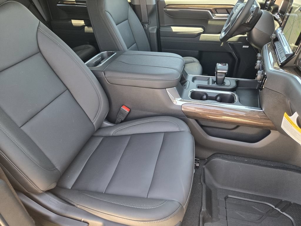 2026 Chevrolet Silverado 1500 RST - Photo 12