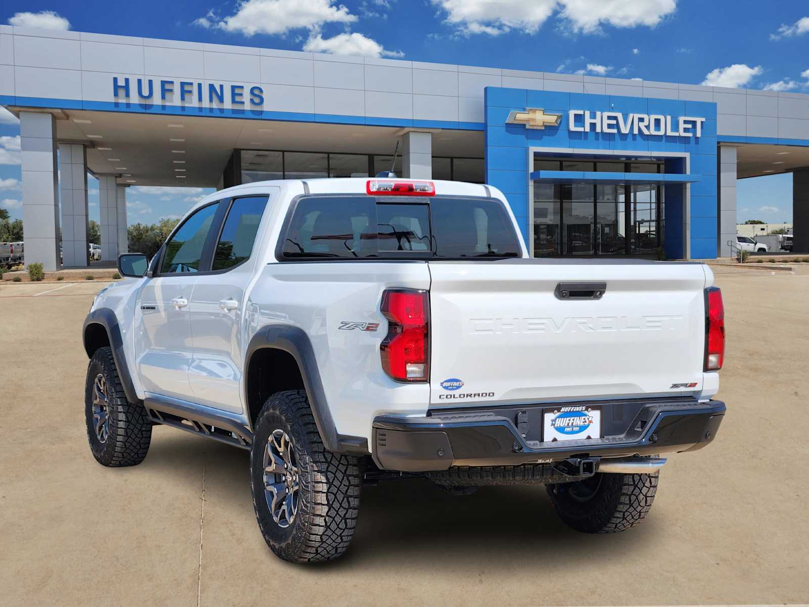 2026 Chevrolet Colorado ZR2 photo 2
