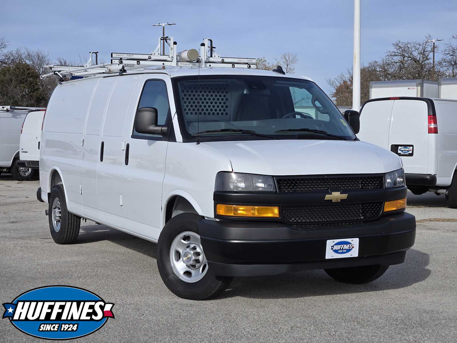 2025 Chevrolet Express Cargo Work Van's photo