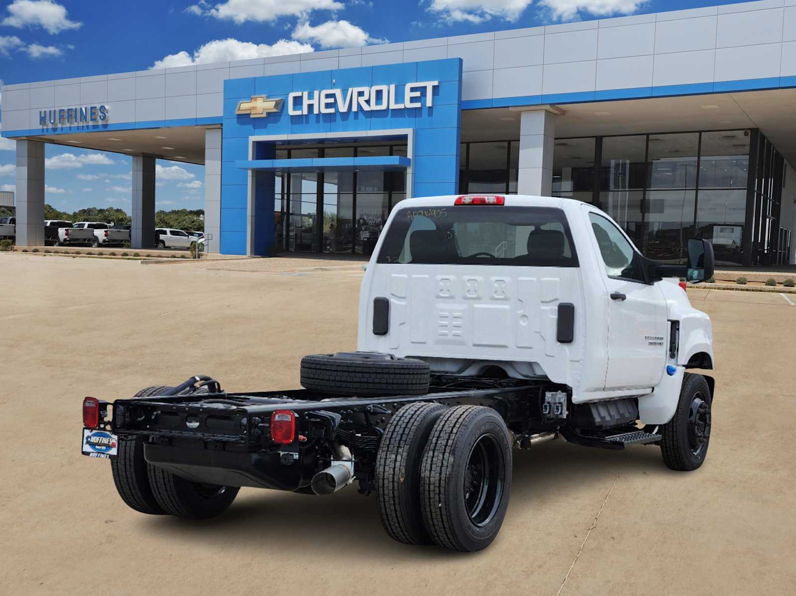 2024 Chevrolet Silverado 5500HD Work Truck photo 4