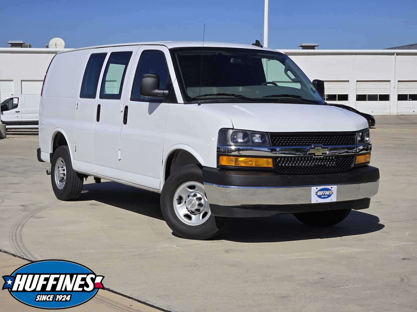 2024 Chevrolet Express Cargo Work Van's photo