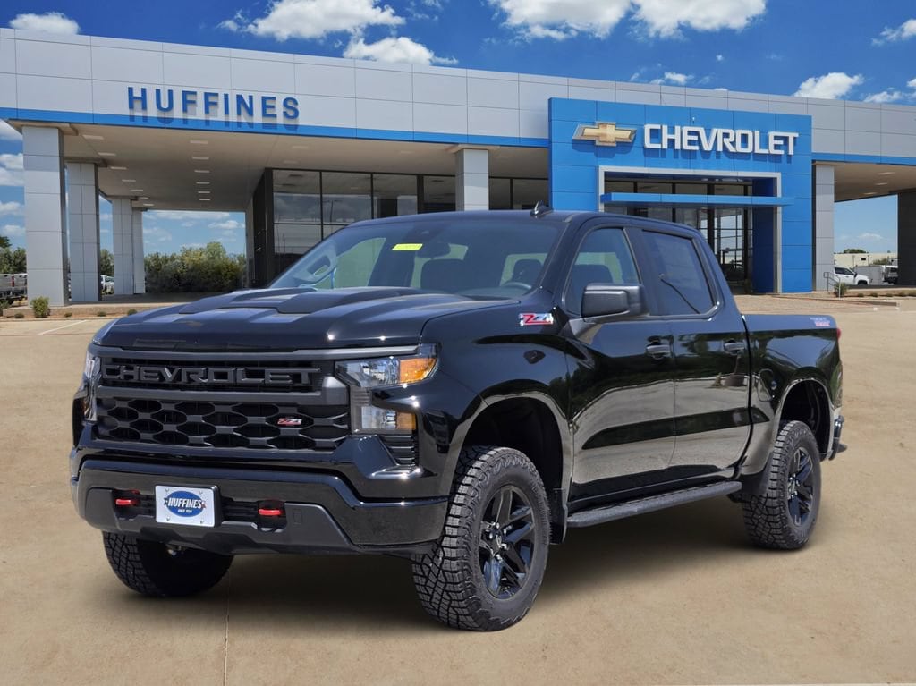 2026 Chevrolet Silverado 1500 Custom Trail Boss - Photo 2
