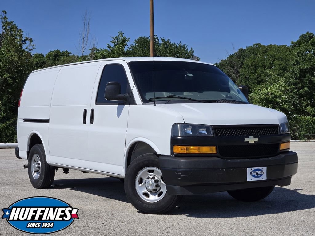 2021 Chevrolet Express 2500 Work Van HD's photo