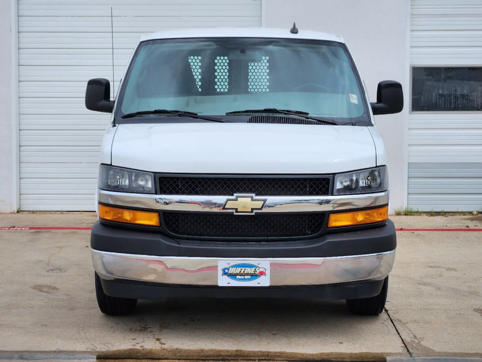 Used 2022 Chevrolet Express Cargo Work Van with VIN 1GCWGAFP8N1170723 for sale in Lewisville, TX