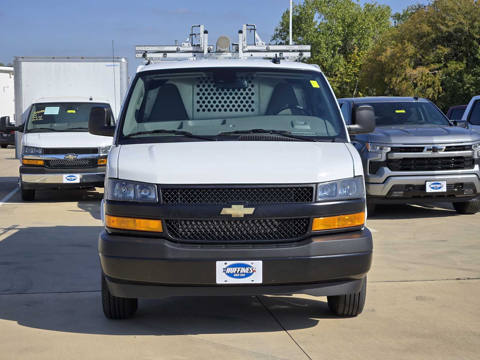 2025 Chevrolet Express Cargo 2500 Van photo 2