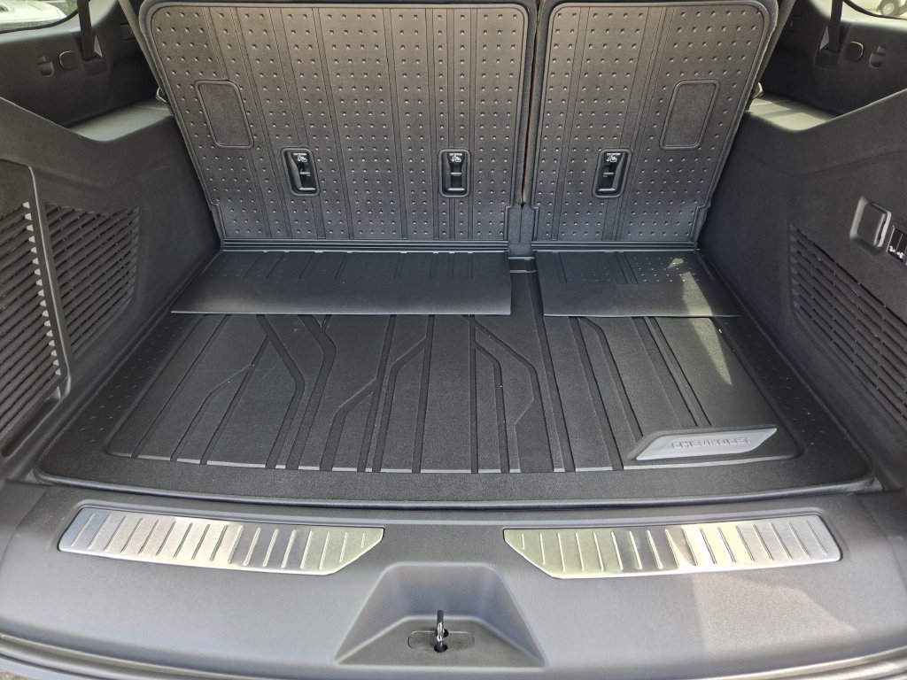 2026 Chevrolet Suburban High Country - Photo 27