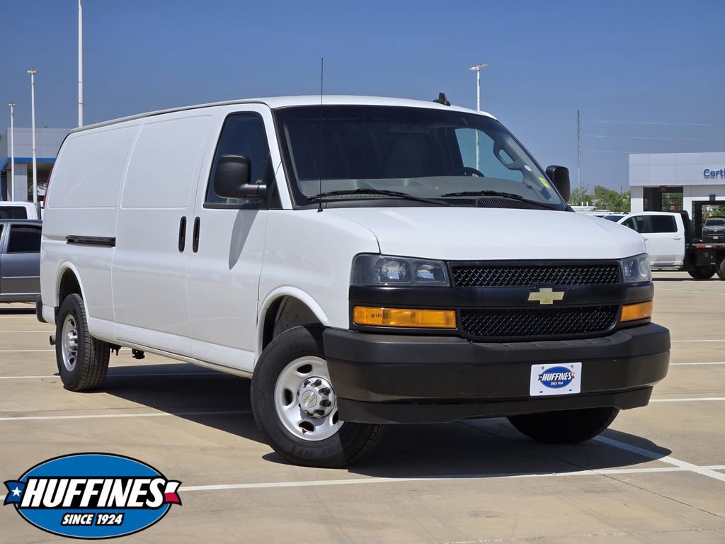 2023 Chevrolet Express 2500 Extended Work Van HD's photo