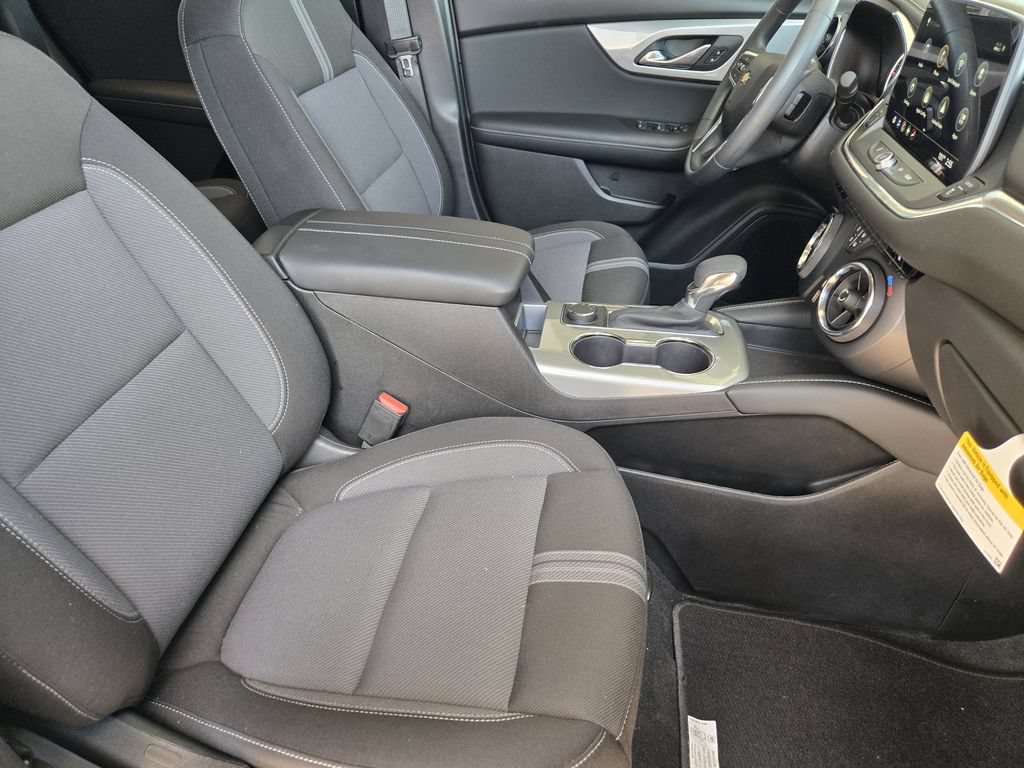 2026 Chevrolet Blazer 2LT - Photo 11