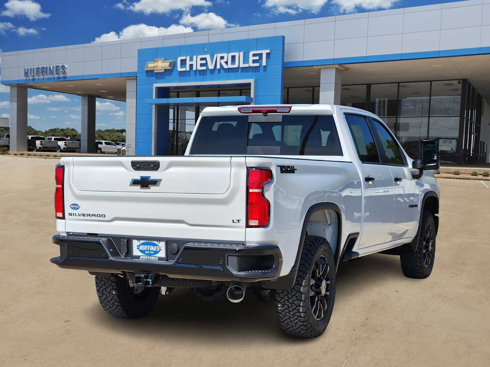 2026 Chevrolet Silverado 2500HD LT photo 3