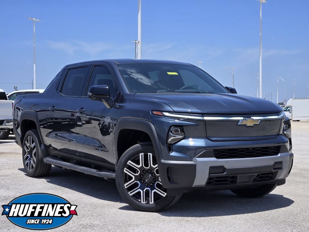 2026 Chevrolet Silverado EV LT Extended Range's photo