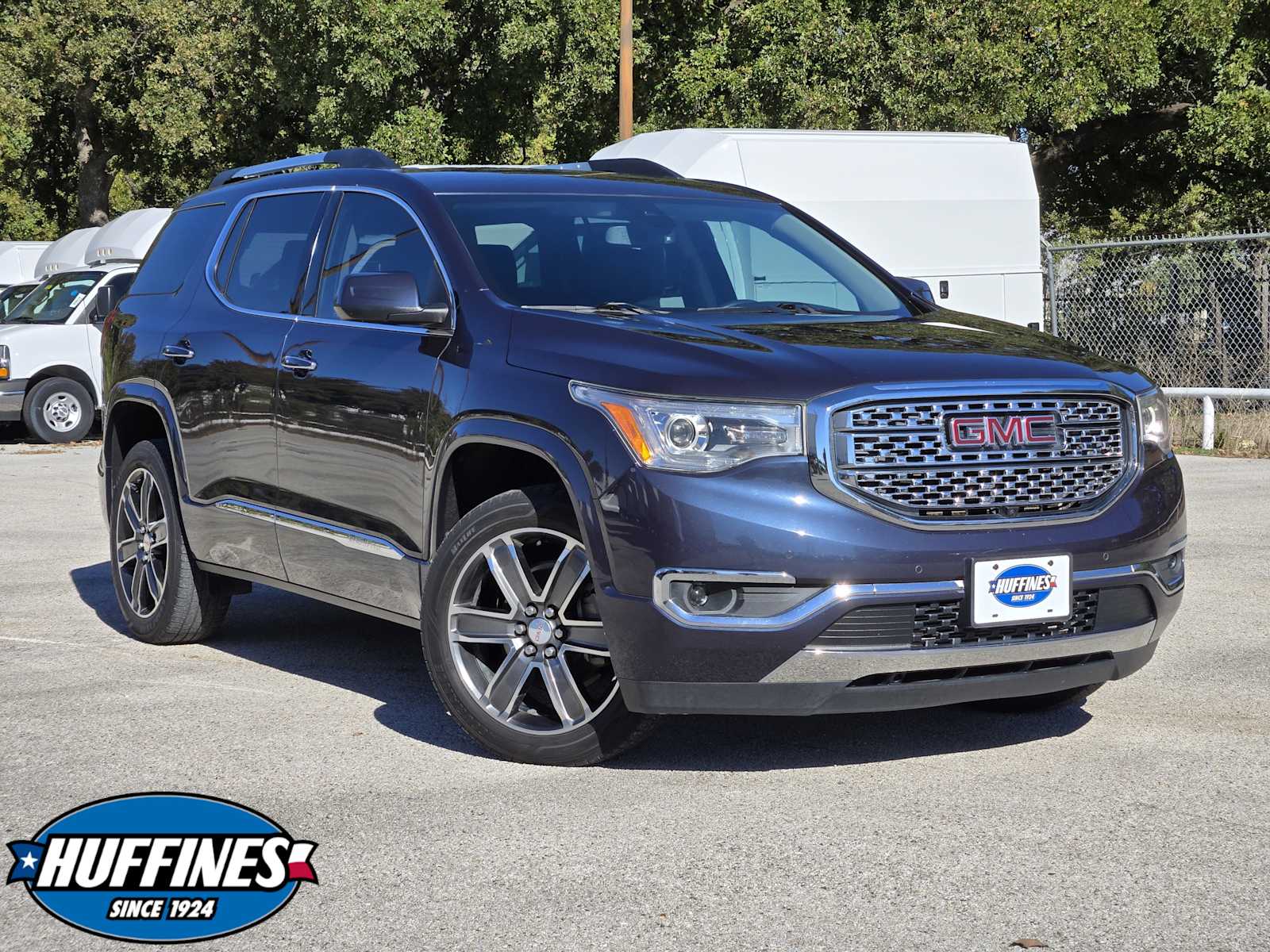 2019 GMC Acadia Denali's photo