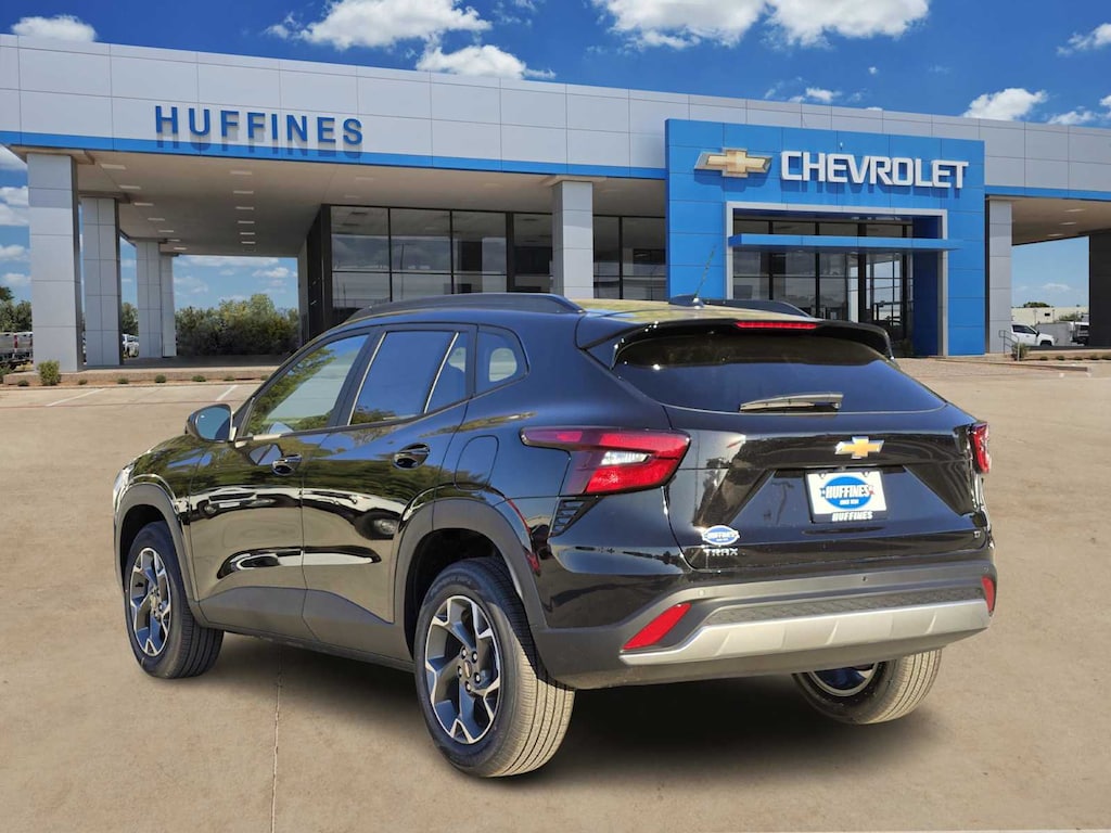 New 2026 Chevrolet Trax LT SUV