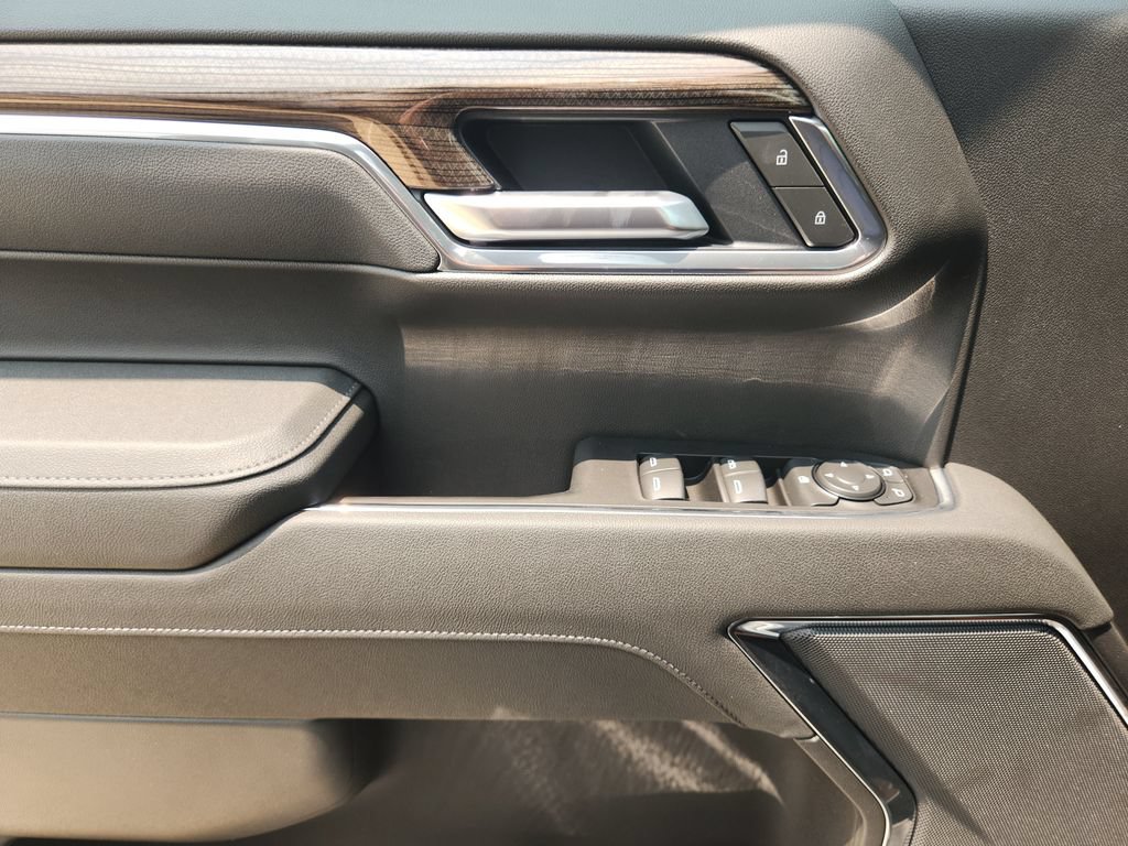 2026 Chevrolet Silverado 1500 LT - Photo 18