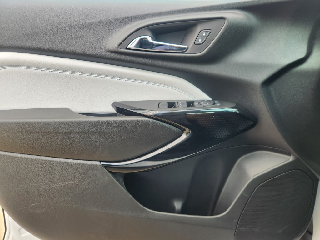 2026 Chevrolet Trax LT - Photo 19