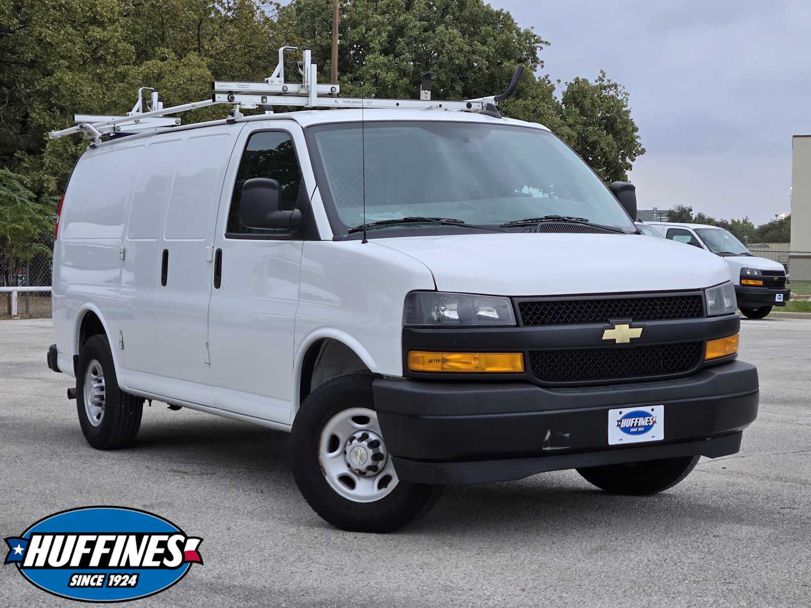 2021 Chevrolet Express Cargo Work Van's photo