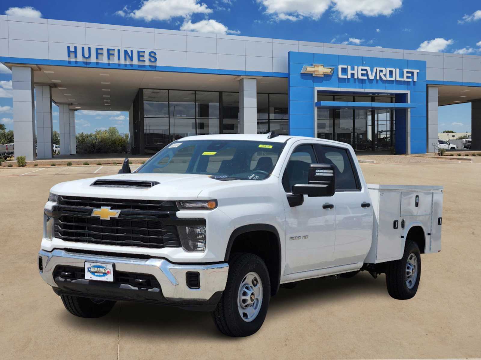 2024 Chevrolet Silverado 2500HD photo 2