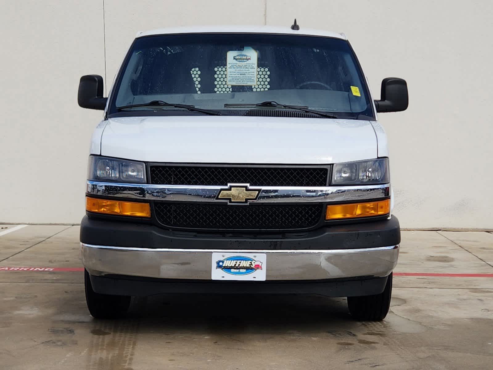 Used 2022 Chevrolet Express Cargo Work Van with VIN 1GCWGAFP7N1180336 for sale in Lewisville, TX