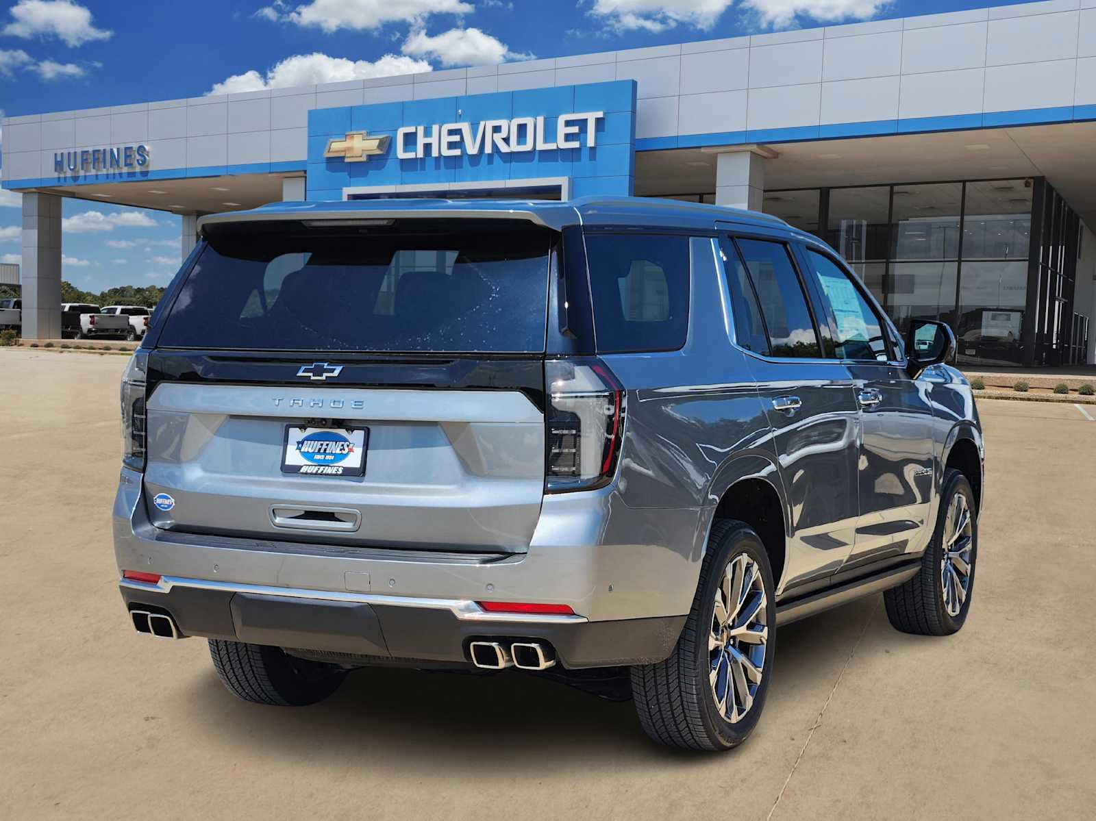 2025 Chevrolet Tahoe High Country photo 4