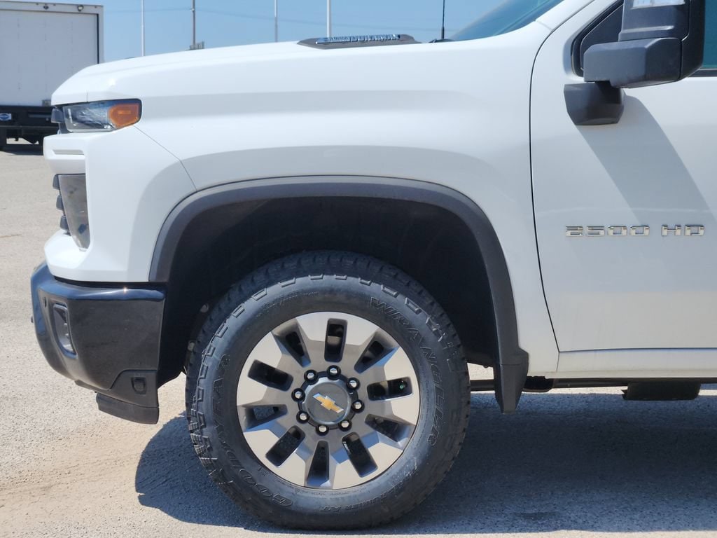 2026 Chevrolet Silverado 2500 HD Custom - Photo 6