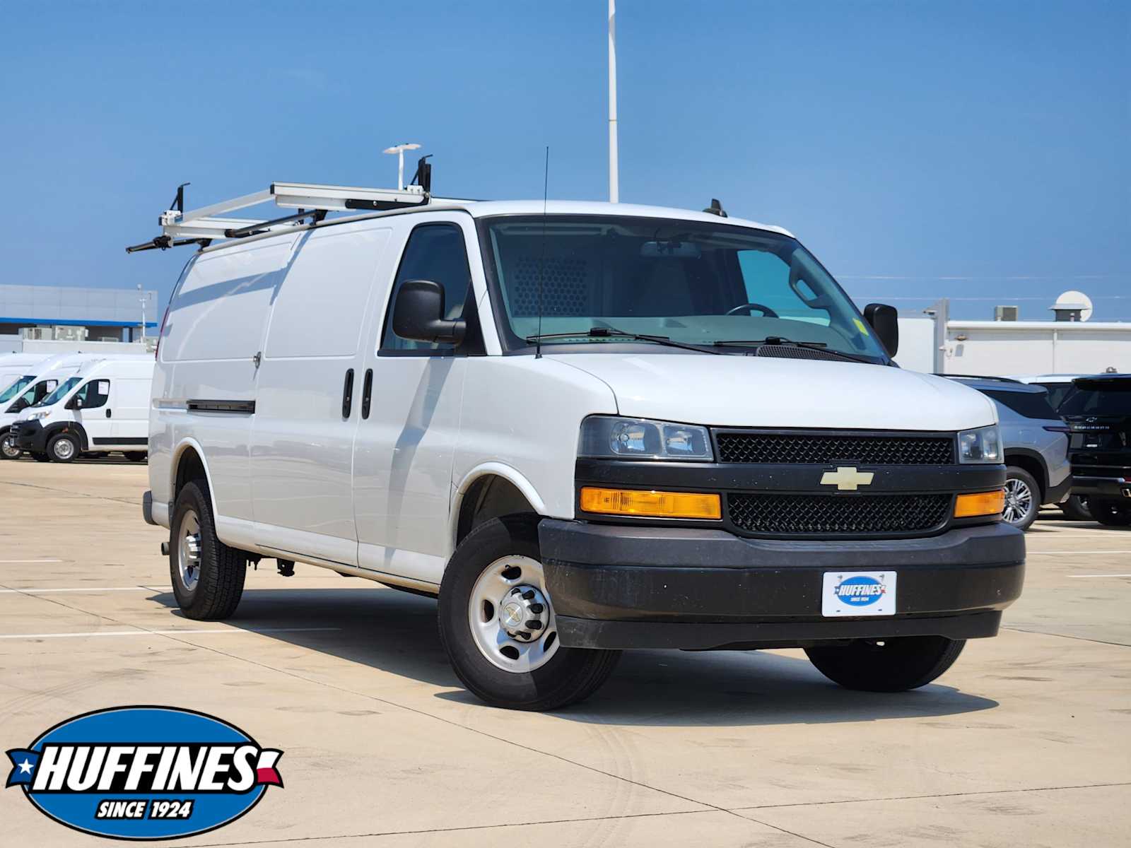 2023 Chevrolet Express Cargo 2500 WT
