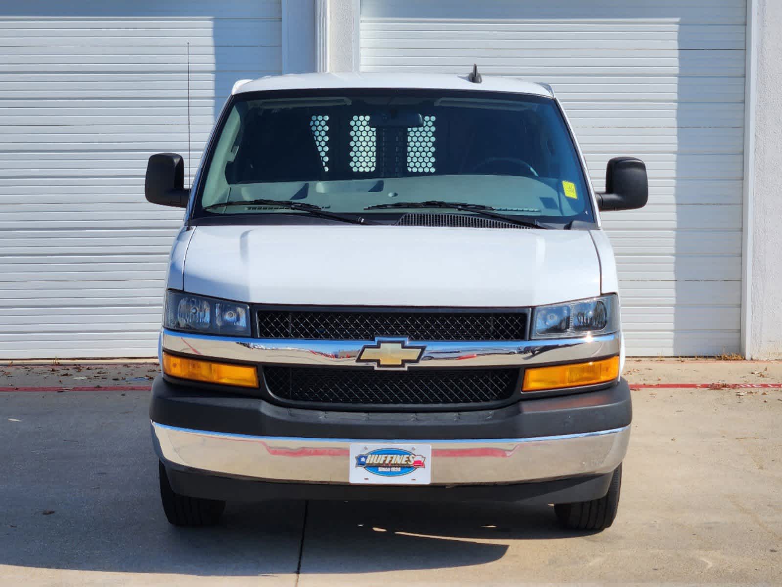 Used 2022 Chevrolet Express Cargo Work Van with VIN 1GCWGAFP6N1240557 for sale in Lewisville, TX