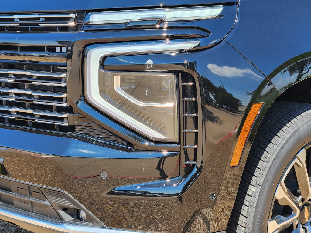 2026 Chevrolet Suburban High Country - Photo 7