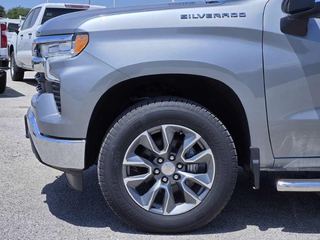 2026 Chevrolet Silverado 1500 LT - Photo 6