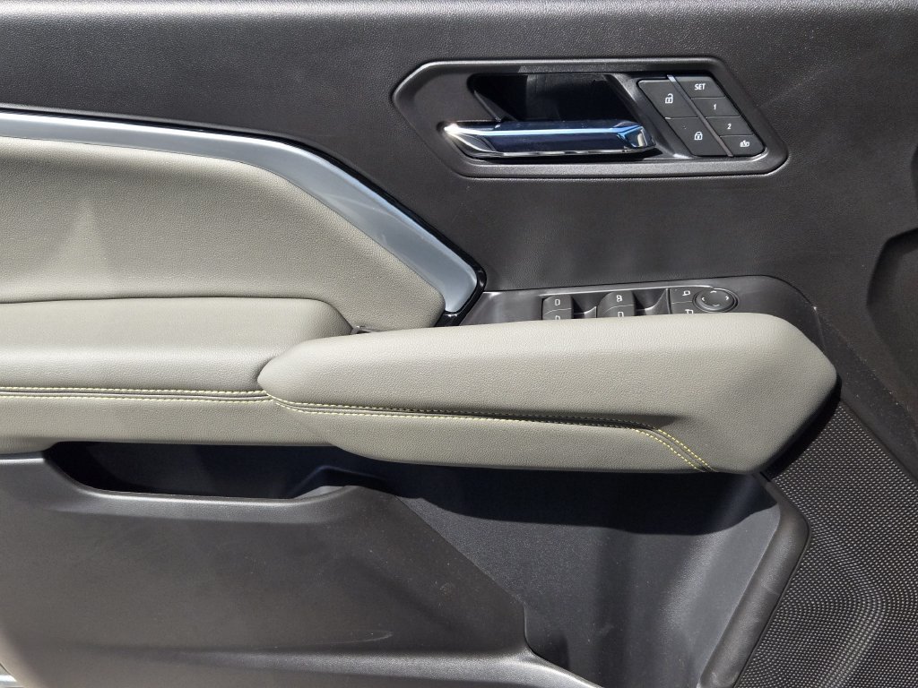 2026 Chevrolet Colorado ZR2 - Photo 19