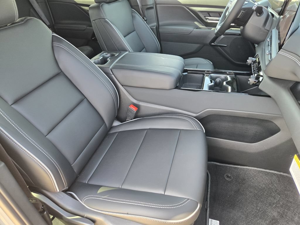 2026 Chevrolet Silverado EV LT - Photo 11