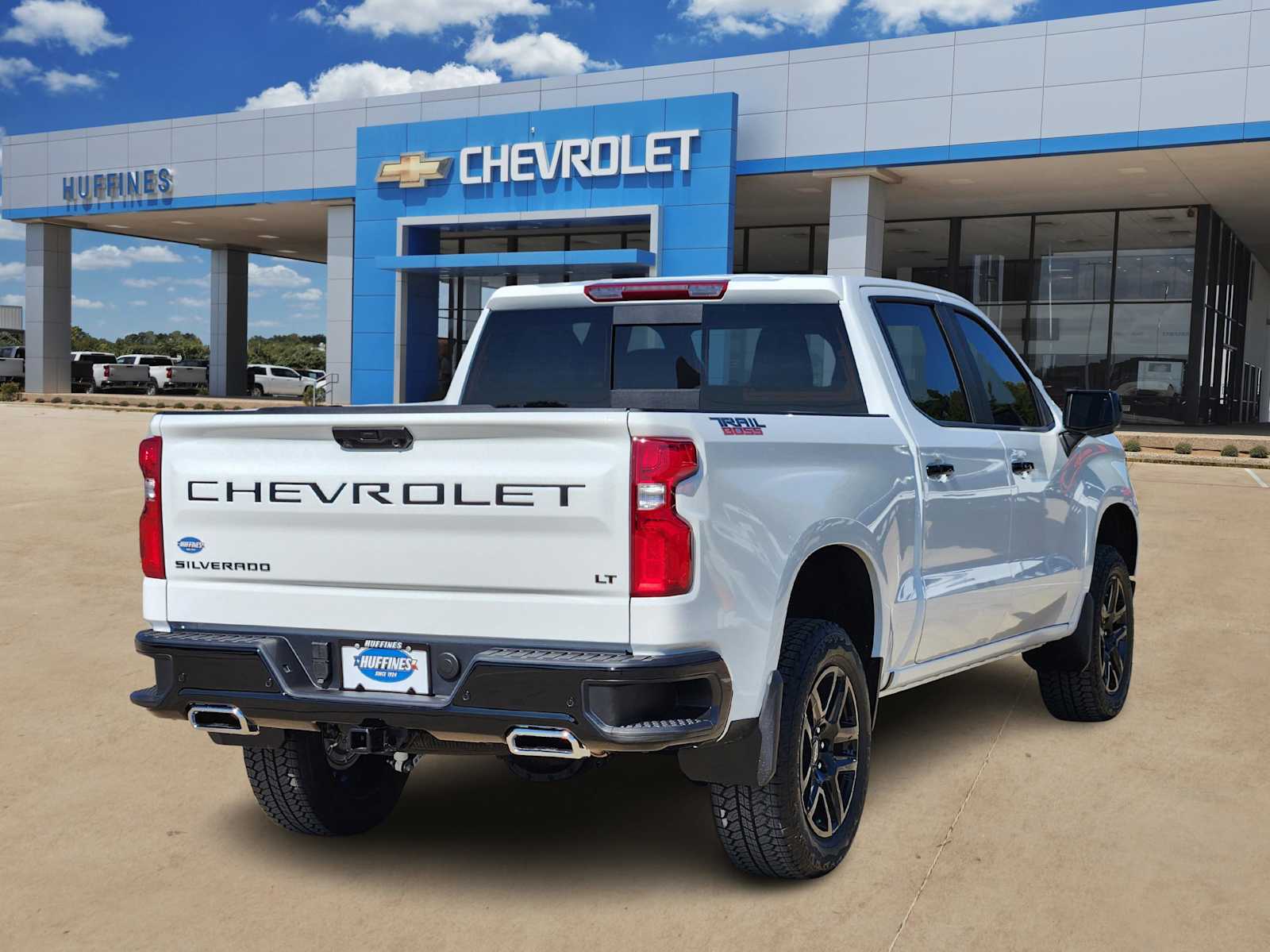 2026 Chevrolet Silverado 1500 LT Trail Boss photo 2