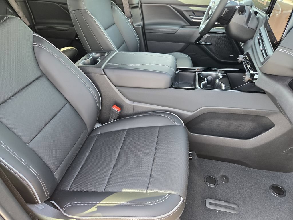 2026 Chevrolet Silverado EV LT - Photo 11