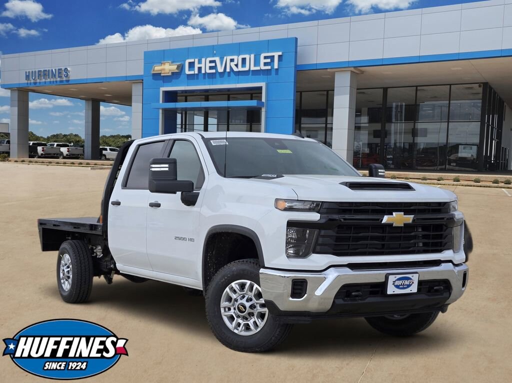 New 2025 Chevrolet Silverado 3500 HD Chassis Cab Work Truck Truck Crew Cab
