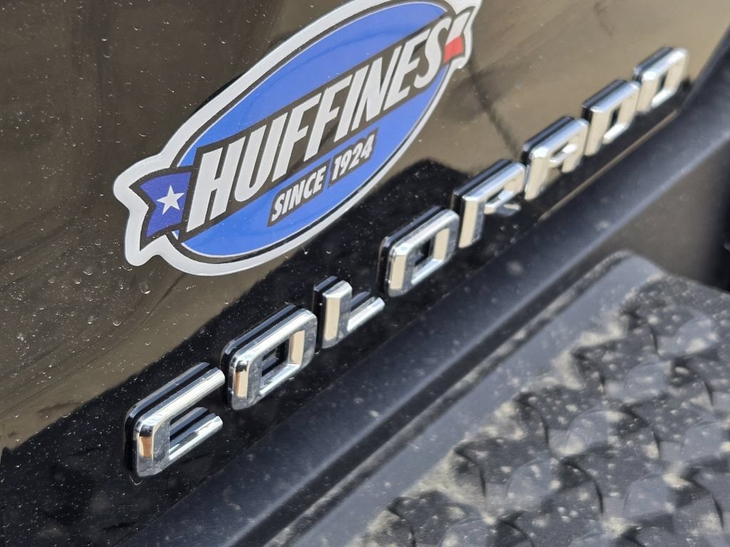 2026 Chevrolet Colorado Trail Boss - Photo 8