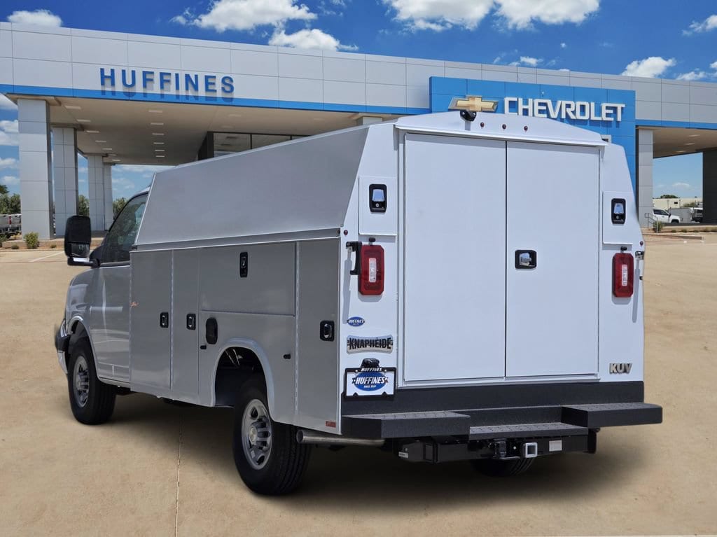 New 2026 Chevrolet Express Cutaway 3500 1WT Cutaway Van