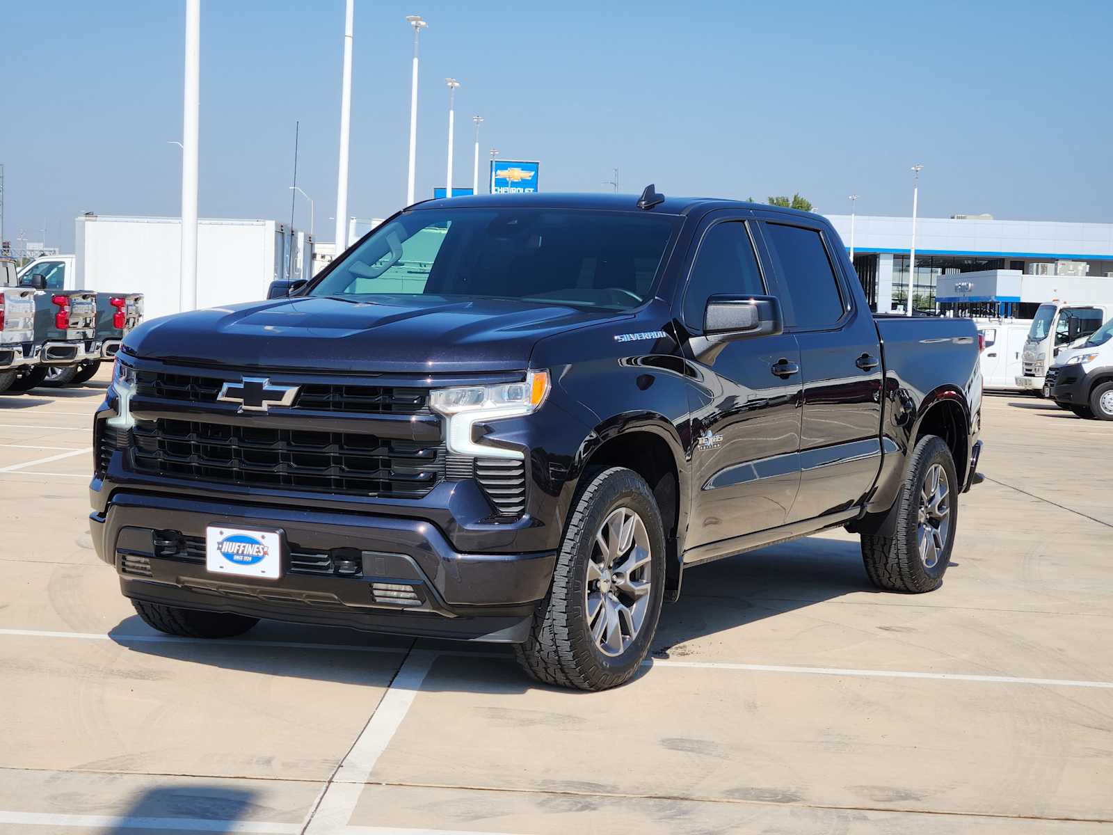 2023 Chevrolet Silverado 1500 RST photo 3
