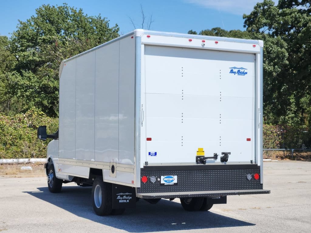 New 2026 Chevrolet Express Cutaway 3500 1WT Cutaway Van