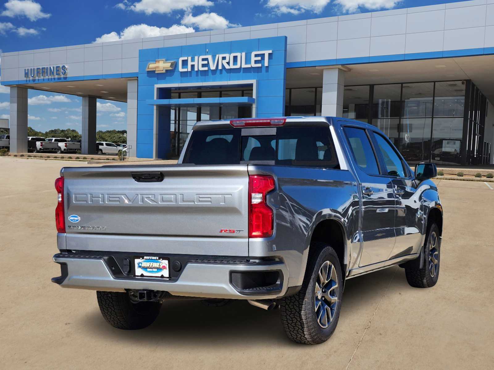 2025 Chevrolet Silverado 1500 RST photo 4