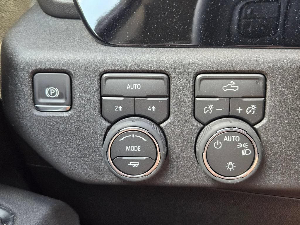 2026 Chevrolet Silverado 1500 LT - Photo 18