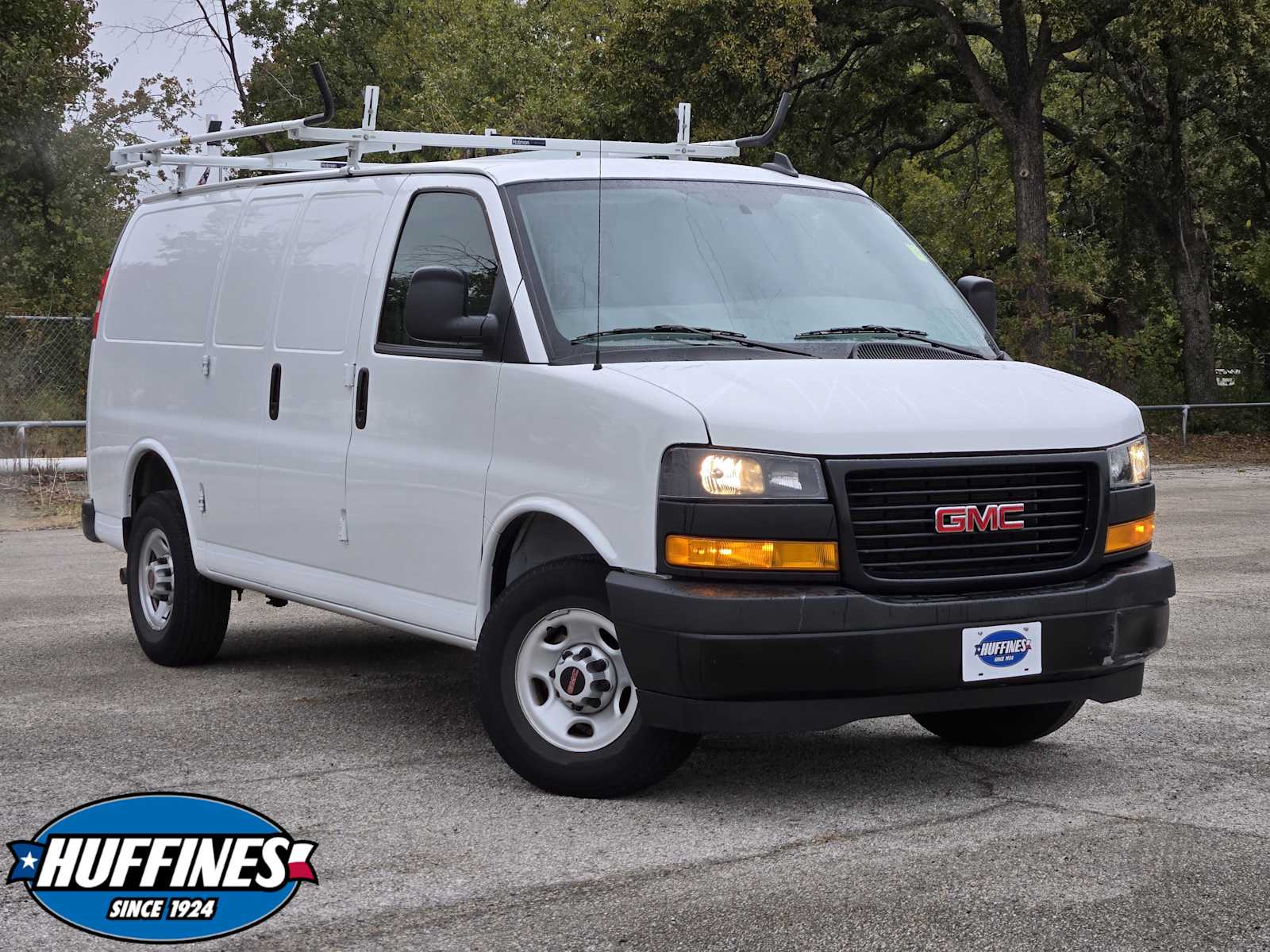 2024 GMC Savana Cargo Work Van's photo