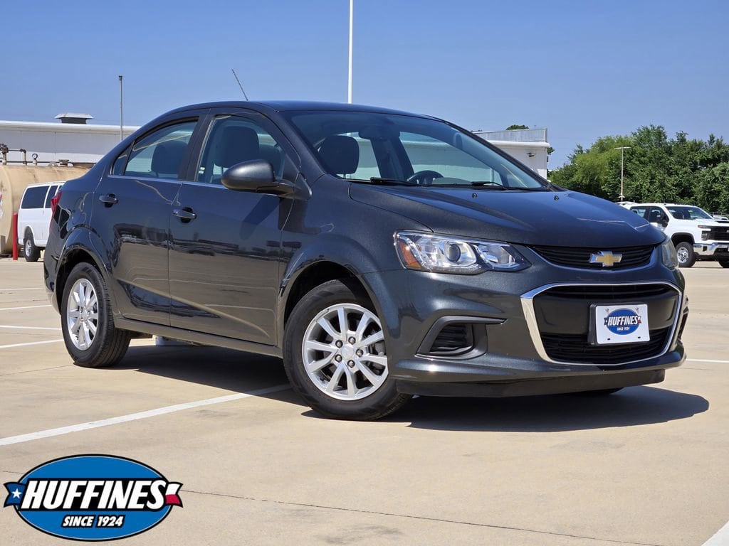 2020 Chevrolet Sonic Sedan LT Automatic's photo